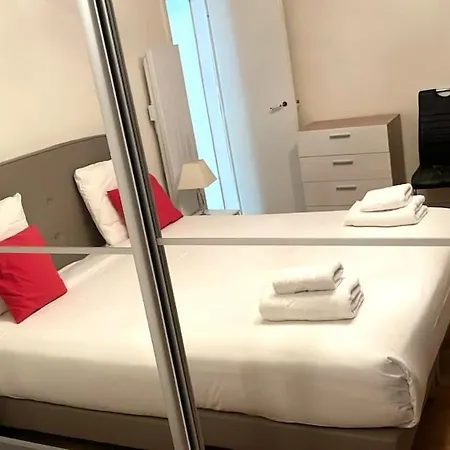 Apartman Parisian Modern Flat 10 Min Walk To The Louvre