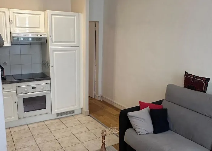 Parisian Modern Flat 10 Min Walk To The Louvre *